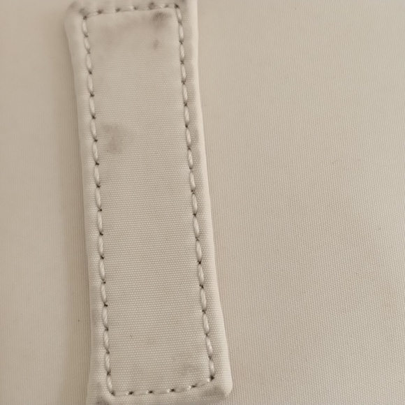 #5 PRICE REDUCED x2 Ivory THE SAK Crochet- Look Bag w magnetic closure - Picture 15 of 16